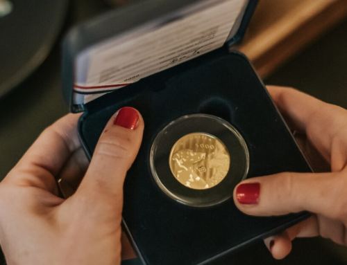Tri razloga zbog kojih su zlato i srebro idealan poklon za Božić