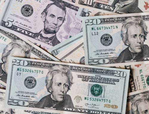 Mogući kraj ere stabilnog dolara gura cijenu zlata na nove rekordne razine